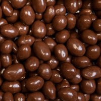 Schokolierte Erdnüsse in Vollmilchschokolade...