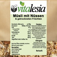 Müsli-Mix mit Nüssen und getrockneten Früchten geschwefelt